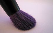 Кисть для теней Essence Smokey Eyes Brush Кисть для теней Essence Smokey Eyes Brush