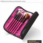 Набор кистей Avon для макияжа