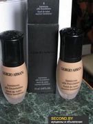 Тональный крем Giorgio Armani LUMINOUS SILK FOUNDATION