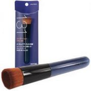 Кисть для нанесения тональной основы Shiseido Perfect Foundation Brush Кисть для нанесения тональной основы Shiseido Perfect Foundation Brush