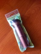 Кисть для минеральной пудры EcoTools Retractable Kabuki Brush Кисть для минеральной пудры EcoTools Retractable Kabuki Brush