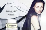 Givenchy Dahlia Noir leau Givenchy Dahlia Noir leau