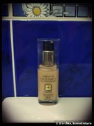 Тональный крем Max Factor FaceFinity 3in1(основа+тон+корректор) Тональный крем Max Factor FaceFinity 3in1(основа+тон+корректор)